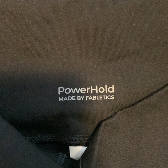 Black Fabletics leggings - Picture 2 of 5